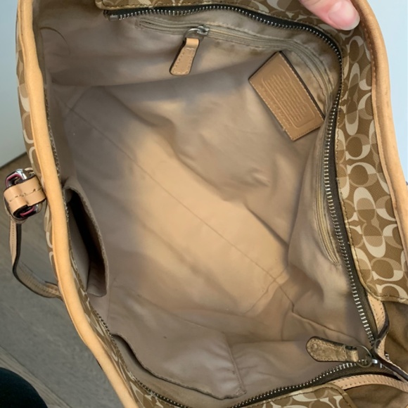 Coach Purse - Picture 3 of 3